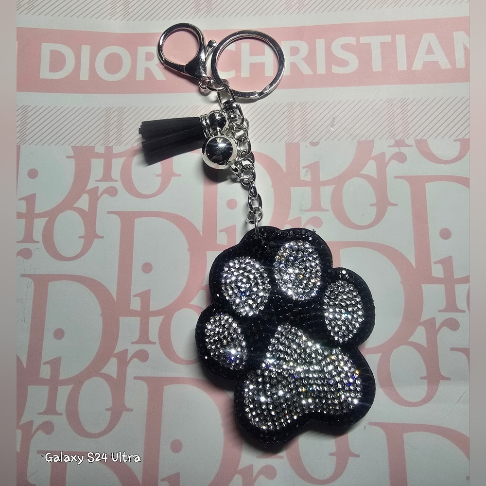 Paw Bag Charm/ Keychain New - Picture 5 of 6